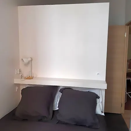 Apartment T2 Climatise En Centre Perpignan