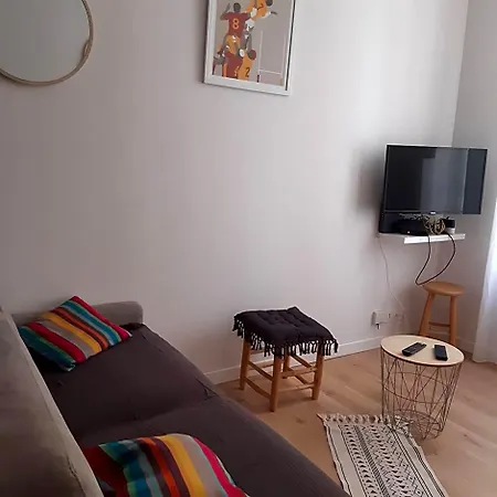 Apartment T2 Climatise En Centre Perpignan