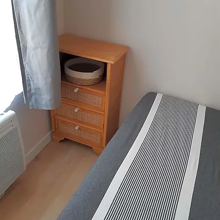 Apartment T2 Climatise En Centre Perpignan
